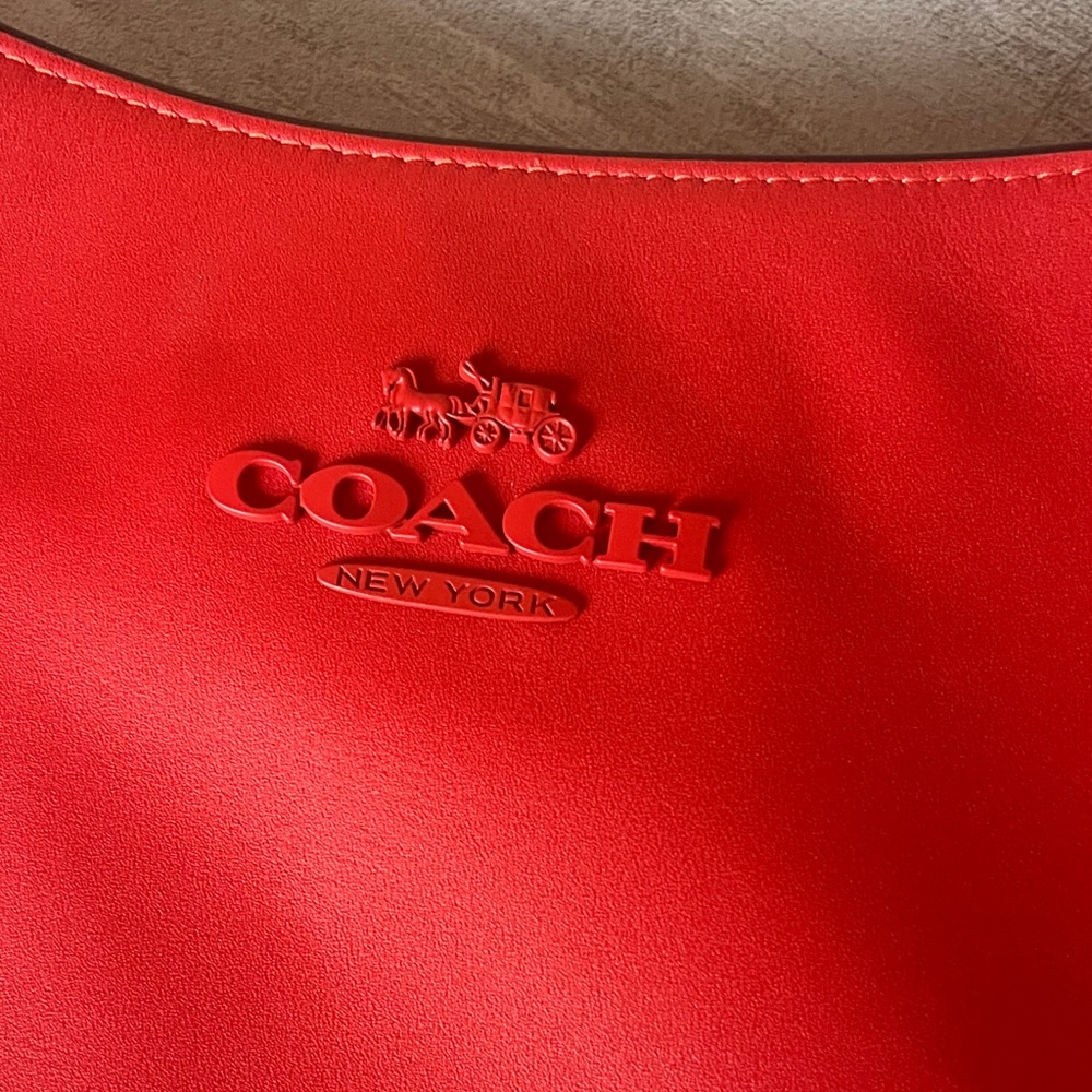 COACH- Poppy Red Shoulder Bag- Penelope- like new - Picture 2 of 14